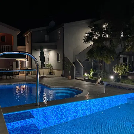 Villa For 2+1