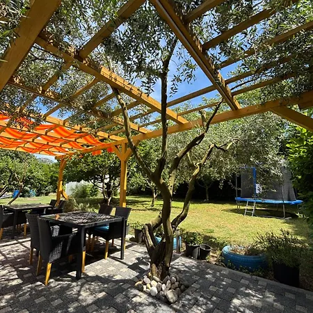Villa For 2+1